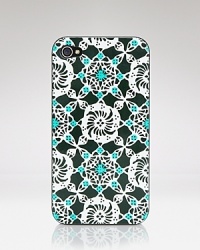 Let MARC BY MARC JACOBS give your gadget a hit of print with this iPhone case, splashed with a freshly minted and achingly on-trend batik motif. Let MARC BY MARC JACOBS give your gadget a hit of print with this iPhone case, splashed with a freshly minted and achingly on-trend batik motif.