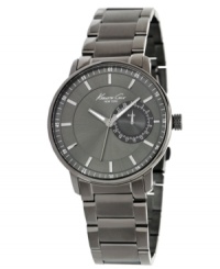 Industrial steel and gunmetal detail add masculine strength to this Kenneth Cole New York watch. Industrial steel and gunmetal detail add masculine strength to this Kenneth Cole New York watch.