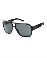This unique geometric shape from Dolce & Gabbana isn't for the faint of heart. This show-stopping pilot look features a black frame and grey lenses. Make these sunglasses your exclusive keynote accessory. This unique geometric shape from Dolce & Gabbana isn't for the faint of heart. This show-stopping pilot look features a black frame and grey lenses. Make these sunglasses your exclusive keynote accessory.