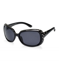 Steve Madden is all about embracing fashion and looking toward the future. His sunglass styles prove it with a funky focus and individual expression. Steve Madden is all about embracing fashion and looking toward the future. His sunglass styles prove it with a funky focus and individual expression.