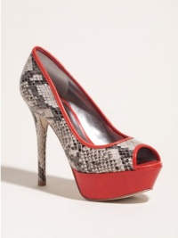 GUESS Nanci Pumps GUESS Nanci Pumps