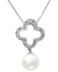 Opulent and ornate with good luck charm to spare, EFFY Collection's cut-out clover pendant shines with round-cut diamond edges (1/4 ct. t.w.) and a cultured freshwater pearl drop (8 mm). Set in 14k white gold. Approximate length: 18 inches. Approximate drop: 1-1/3 inches. Opulent and ornate with good luck charm to spare, EFFY Collection's cut-out clover pendant shines with round-cut diamond edges (1/4 ct. t.w.) and a cultured freshwater pearl drop (8 mm). Set in 14k white gold. Approximate length: 18 inches. Approximate drop: 1-1/3 inches.