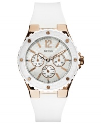 A feminine sport watch from GUESS that brings chic style to casual looks. A feminine sport watch from GUESS that brings chic style to casual looks.