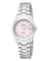 Simplicity with a touch of femininity, executed perfectly in this watch by Citizen Eco-Drive. Simplicity with a touch of femininity, executed perfectly in this watch by Citizen Eco-Drive.