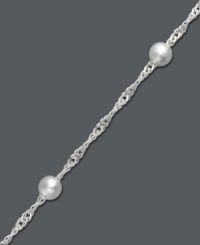 Add a slight touch of shimmer to your look. Giani Bernini's chic Singapore bracelet shines with the addition of beaded accents (5 mm). Crafted in sterling silver. Approximate length: 7 inches. Add a slight touch of shimmer to your look. Giani Bernini's chic Singapore bracelet shines with the addition of beaded accents (5 mm). Crafted in sterling silver. Approximate length: 7 inches.
