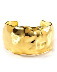 Alexis Bittar's liquid effect gold cuff is a supreme example of the label's contemporary edge. Taking its cues from the decadent '80's, this eye-catching extra will glamorize any look. Alexis Bittar's liquid effect gold cuff is a supreme example of the label's contemporary edge. Taking its cues from the decadent '80's, this eye-catching extra will glamorize any look.