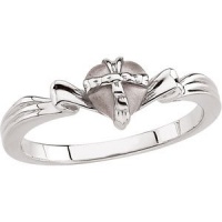 Elegant and Stylish Gift Wrapped Heart Chastity Ring in 14k White Gold ( Size 7 ), 100% Satisfaction Guaranteed.