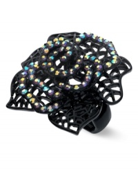 Blooming beauty. This stretch ring from GUESS is crafted from sprayed-jet mixed metal with glass crystal stones providing a stylish touch. Blooming beauty. This stretch ring from GUESS is crafted from sprayed-jet mixed metal with glass crystal stones providing a stylish touch.