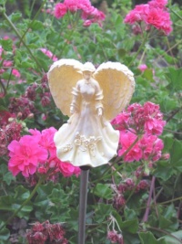 Color Changing Angel Solar Powered Garden Yard Stake, 4 Tall of Angel Figurine Color Changing Angel Solar Powered Garden Yard Stake, 4 Tall of Angel Figurine