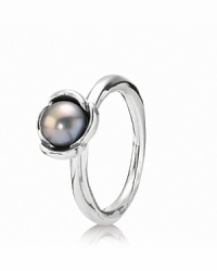 A gorgeous grey freshwater pearl bursts forth from a petal-like silver setting. A striking ring worn on its own or stacked with other PANDORA pieces. A gorgeous grey freshwater pearl bursts forth from a petal-like silver setting. A striking ring worn on its own or stacked with other PANDORA pieces.