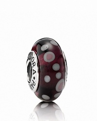 A bubbly pattern on murano glass adds an effervescent element to your bracelet. Logo-engraved sterling silver trim displays the PANDORA signature. A bubbly pattern on murano glass adds an effervescent element to your bracelet. Logo-engraved sterling silver trim displays the PANDORA signature.