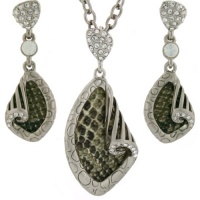 Necklace Earring Snake Embossed Leather Silver Tone Swarovski Crystals Set Bucasi Necklace Earring Snake Embossed Leather Silver Tone Swarovski Crystals Set Bucasi