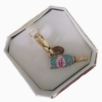 New Authentic Limited Edition 2012 Juicy Couture Champagne Charm YJRU6239 New Authentic Limited Edition 2012 Juicy Couture Champagne Charm YJRU6239