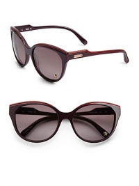 THE LOOKCat's eye style with squared edgesAcetate framesLogo accented temples Uneven armsUV protectionSignature case includedTHE COLORPlum with plum lensesORIGINMade in France THE LOOKCat's eye style with squared edgesAcetate framesLogo accented temples Uneven armsUV protectionSignature case includedTHE COLORPlum with plum lensesORIGINMade in France