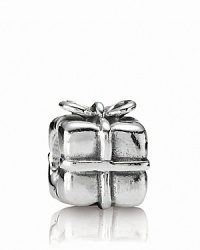 Capture the pleasure and excitement of a perfectly wrapped present with this PANDORA charm in sterling silver. Capture the pleasure and excitement of a perfectly wrapped present with this PANDORA charm in sterling silver.