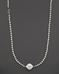 Pearls, agates and faceted white sapphire, set in sterling silver. By Elizabeth Showers. Pearls, agates and faceted white sapphire, set in sterling silver. By Elizabeth Showers.