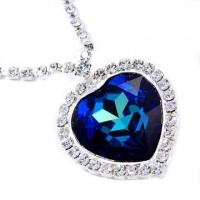 Contessa Bella Fancy LARGE Bermuda Blue Swarovski Austrian Crystal Titanic Heart of the Ocean Pendant Necklace Elegant Trendy Fashion Jewelry P9971 Contessa Bella Fancy LARGE Bermuda Blue Swarovski Austrian Crystal Titanic Heart of the Ocean Pendant Necklace Elegant Trendy Fashion Jewelry P9971