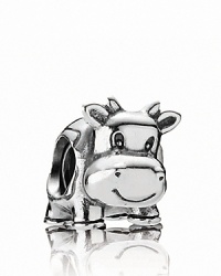 This friendly farm animal a makes an amiable appearance on your PANDORA charm bracelet. This friendly farm animal a makes an amiable appearance on your PANDORA charm bracelet.