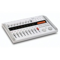 Zoom R16 Multitrack SD Recorder Controller and Interface Zoom R16 Multitrack SD Recorder Controller and Interface