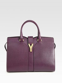 This iconic leather style features signature hardware and an elegant frame.Double top handles, 5½ dropTop zip closure with magnetic snap strapProtective metal feetOne inside zip pocketTwo inside open pocketsSatin lining14W X 10H X 7DMade in Italy This iconic leather style features signature hardware and an elegant frame.Double top handles, 5½ dropTop zip closure with magnetic snap strapProtective metal feetOne inside zip pocketTwo inside open pocketsSatin lining14W X 10H X 7DMade in Italy