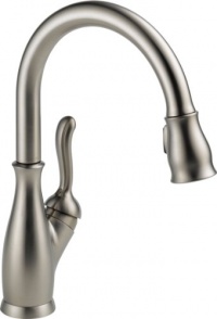 Delta 9178-SS-DST Leland Single Handle Pull-Down Kitchen Faucet, Stainless Delta 9178-SS-DST Leland Single Handle Pull-Down Kitchen Faucet, Stainless