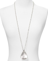 Currently covet worthy: the clean lines of this silver plated Robert Lee Morris Soho necklace, defined by its geometric pendant. It's so in touch with the season's modern bend. Currently covet worthy: the clean lines of this silver plated Robert Lee Morris Soho necklace, defined by its geometric pendant. It's so in touch with the season's modern bend.
