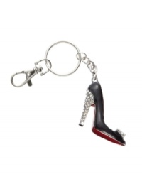 Add some sparkle to your keyring with an adorable charm that's sure to capture the heart of any shoe lover. Add some sparkle to your keyring with an adorable charm that's sure to capture the heart of any shoe lover.