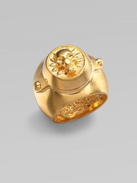 A radiant goldtone piece with a bold, signature skull center. Goldtone brassEmbossed skullWidth, about 1Made in Italy A radiant goldtone piece with a bold, signature skull center. Goldtone brassEmbossed skullWidth, about 1Made in Italy