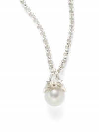 THE LOOKSignature collectionWhite round pearl pendantCircle chainSterling silver setting Toggle closure THE MEASUREMENTLength, about 18ORIGINMade in USA THE LOOKSignature collectionWhite round pearl pendantCircle chainSterling silver setting Toggle closure THE MEASUREMENTLength, about 18ORIGINMade in USA