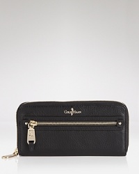 Don't forget the essentials. Getting away or simply darting around town, this leather wallet from Cole Haan flaunts an always-on-top of it design, plenty of pockets, and a slim profile. Don't forget the essentials. Getting away or simply darting around town, this leather wallet from Cole Haan flaunts an always-on-top of it design, plenty of pockets, and a slim profile.