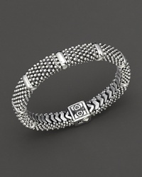 Elegant silver stations on the silver Caviar™ Luxe beaded rope bracelet, designed by Lagos. Elegant silver stations on the silver Caviar™ Luxe beaded rope bracelet, designed by Lagos.