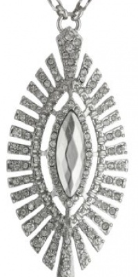 Jessica Simpson Pendant Necklace Jessica Simpson Pendant Necklace