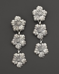 Delicate gardenias, captured at the height of their beauty in sterling silver, bloom on these earrings from Buccellati. Delicate gardenias, captured at the height of their beauty in sterling silver, bloom on these earrings from Buccellati.