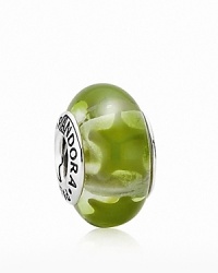 A repeating star pattern adorns a translucent murano glass bead. Logo-engraved sterling silver trim displays the PANDORA signature. A repeating star pattern adorns a translucent murano glass bead. Logo-engraved sterling silver trim displays the PANDORA signature.