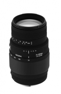 Sigma 70-300mm f/4-5.6 DG Macro Telephoto Zoom Lens for Nikon SLR Cameras Sigma 70-300mm f/4-5.6 DG Macro Telephoto Zoom Lens for Nikon SLR Cameras