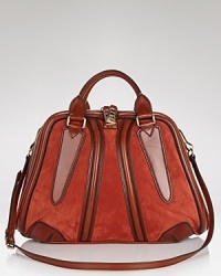 A vintage-inspired mood informs Burberry's latest collection, and this luxurious bag encapsulates the look. The contrast paneling adds to the retro look, while the versatile handle and shoulder strap is wholly modern. A vintage-inspired mood informs Burberry's latest collection, and this luxurious bag encapsulates the look. The contrast paneling adds to the retro look, while the versatile handle and shoulder strap is wholly modern.