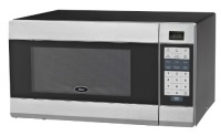Oster OGZB1101 1.1 Cubic Feet Digital Microwave Oven, Black Oster OGZB1101 1.1 Cubic Feet Digital Microwave Oven, Black