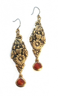 Lucky Brand Hitch Hiker Floral Cluster Drop Earring w Amber Semi-Precious Accents Antique Gold Lucky Brand Hitch Hiker Floral Cluster Drop Earring w Amber Semi-Precious Accents Antique Gold