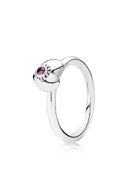 A cabochon-cut rhodolite stone in a decorative bezel setting gleams from the center of PANDORA's supremely stackable heart-shape silver ring. A cabochon-cut rhodolite stone in a decorative bezel setting gleams from the center of PANDORA's supremely stackable heart-shape silver ring.