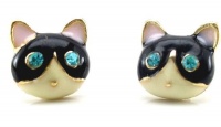 DaisyJewel Baby Aqua Blue Eyed Black and White Tuxedo Kitty Cat Stud Earrings - Purrfectly Cute & Skin-Safe - Betsey Johnson Style Inspired DaisyJewel Baby Aqua Blue Eyed Black and White Tuxedo Kitty Cat Stud Earrings - Purrfectly Cute & Skin-Safe - Betsey Johnson Style Inspired