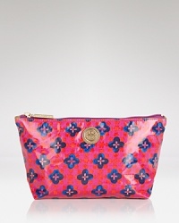 A poised Tory Burch print dresses up an essential cosmetics case, crafted in durable coated cotton. A poised Tory Burch print dresses up an essential cosmetics case, crafted in durable coated cotton.