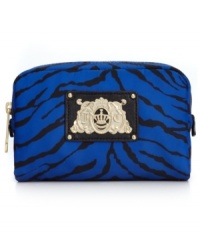 Pretty practical, this cosmetic case from Juicy Couture is the perfect it girl accessory. Crafted in soft yet sturdy nylon with luxe signature hardware, it elegantly stows your beauty must-have when you're on-the-move. Pretty practical, this cosmetic case from Juicy Couture is the perfect it girl accessory. Crafted in soft yet sturdy nylon with luxe signature hardware, it elegantly stows your beauty must-have when you're on-the-move.