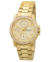Stunning yellow gold-plating defines this classically structured watch from Kenneth Cole New York. Stunning yellow gold-plating defines this classically structured watch from Kenneth Cole New York.