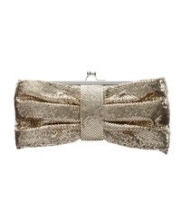 The perfect companion for a glam night out. A high-shine oversized bow adds look-at-me appeal to this stunning style from Jessica McClintock. The perfect companion for a glam night out. A high-shine oversized bow adds look-at-me appeal to this stunning style from Jessica McClintock.