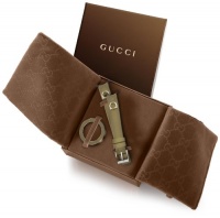 Gucci YFA50025 U-Play Kit Medium Gold Leather Watch Case Gucci YFA50025 U-Play Kit Medium Gold Leather Watch Case