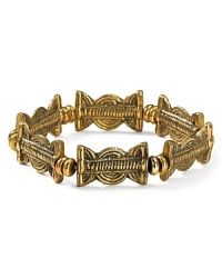 It's a riot! This Vanessa Mooney stretch bracelet is a oh so metal, crafted of rock chic brass beads. It's a riot! This Vanessa Mooney stretch bracelet is a oh so metal, crafted of rock chic brass beads.