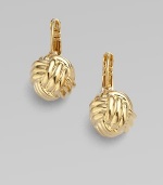 A simple design with instant appeal. 14K goldplated golf filled wire Width, about ½ Lever backs Imported 