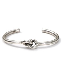 Simple and unique, Giles & Brother silver buckle cuff is essential for a well-dresssed wrist. Simple and unique, Giles & Brother silver buckle cuff is essential for a well-dresssed wrist.