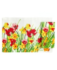 Fresh and vibrant, Vera's Daffodils napkins turn your home into the picture of spring. Watercolor blossoms thrive on pure cotton for a natural look and feel, providing a cheerful backdrop for quiet nights in or festive entertaining. Fresh and vibrant, Vera's Daffodils napkins turn your home into the picture of spring. Watercolor blossoms thrive on pure cotton for a natural look and feel, providing a cheerful backdrop for quiet nights in or festive entertaining.