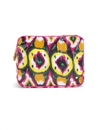 THE LOOKVibrant ikat printed fabric with plastic overlayRectangular block silhouetteTop zip closure with bamboo pullSignature goldtone S studInside logo printTHE MEASUREMENT10¾W X 8H X 3½DTHE MATERIALFabric and plasticFully linedORIGINImported THE LOOKVibrant ikat printed fabric with plastic overlayRectangular block silhouetteTop zip closure with bamboo pullSignature goldtone S studInside logo printTHE MEASUREMENT10¾W X 8H X 3½DTHE MATERIALFabric and plasticFully linedORIGINImported